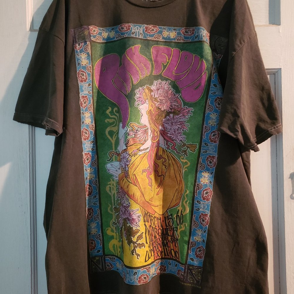 NWOT Pink Floyd shirt